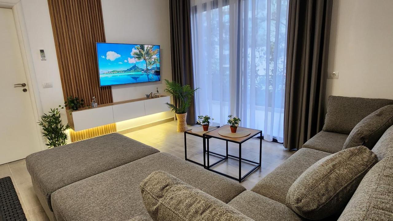 Solar Rooms And Apartments Χειμάρρα Εξωτερικό φωτογραφία